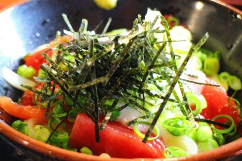 手打うどん「三徳」香川・高松市で「生魚」がのったうどんを食べる