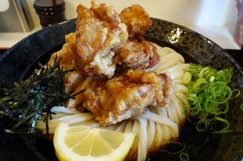 情熱うどん 荒木伝次郎 @ 唐揚げうどん&ミニ牛とじ丼