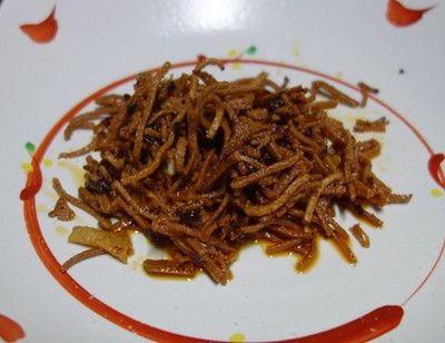 豆板醤味の揚げ蕎麦