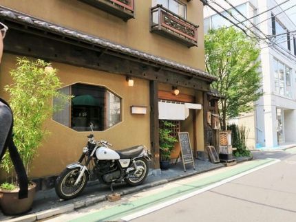 表参道 「しろう」 表参道の古民家で蕎麦