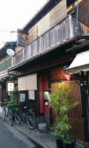 関西そばツアー⑦ 桝富 白川のせせらぎと粗びきそば