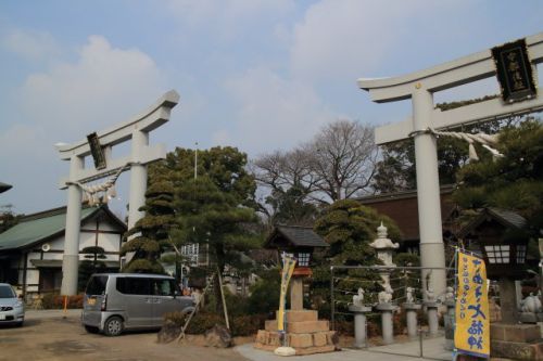 田村神社「日曜市うどん」香川・高松市。150円で食べる神社うどん!