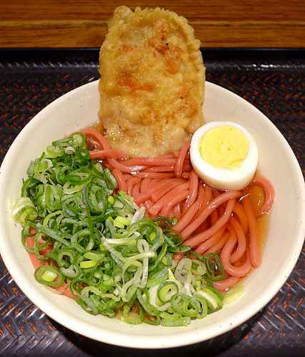 驛麺屋(えきめんや)カープ優勝!B級グルメがんばれカープ赤うどんを食べよう!(ビッグフロント、広島駅、広島市南区、西条駅)