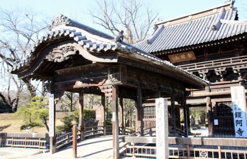 蕎麦食いの街「足利」・現代の手打ちそばのルーツ「足利一茶庵本店」