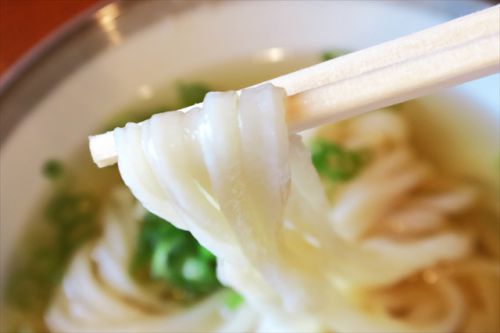 台風で看板が飛んだうどん屋 もう「やお」とは呼べない? 中村うどん @ 丸亀 今年10回目の讃岐うどんツアー 五軒目 170920