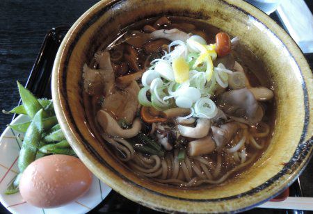 ☆四季彩館四季亭のどっさりきのこそば ~寒河江市