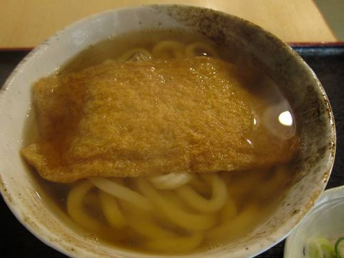 本格さぬきうどん穂乃香 @ きつねうどんと・・・?