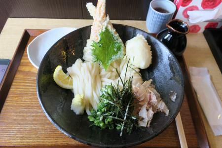 うどん 色彩@放出