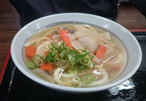 S本さんしっぽく 中西うどん