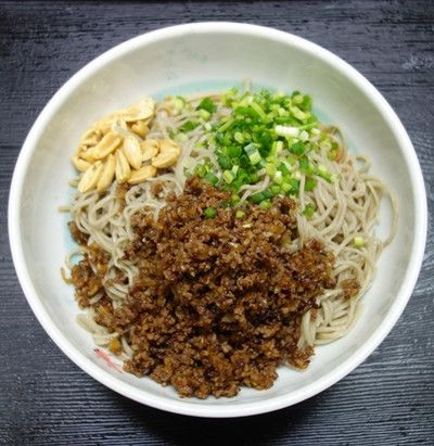 燃蕎麦 宜賓風(もえそば ぎひんふう)