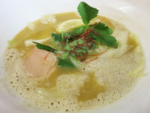 【福岡】キャナルシティ博多近で水炊うどん&モツ煮込みうどん♪@泰吉