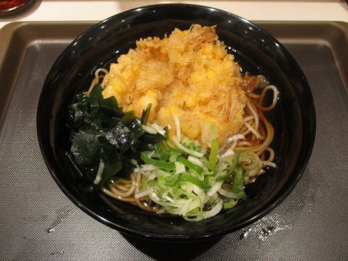 238杯目:富士そば代官山店でとうもろこし天