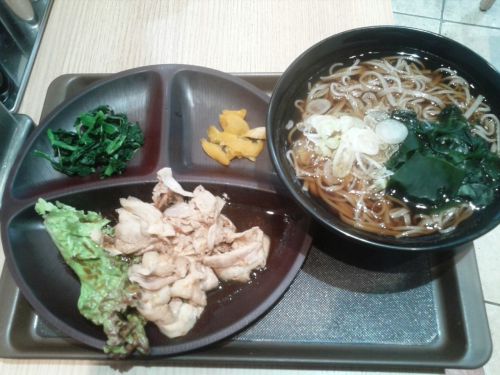 241杯目:富士そば川口店で生姜焼き定食