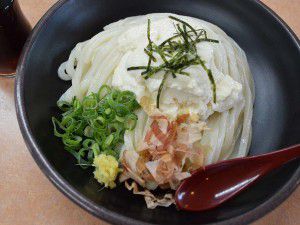 季節限定【おぼろ豆腐うどん】はじめました!