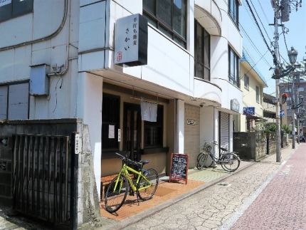 南林間 「さかい」 蕎麦前旨し「冷やし温玉たぬきそば」