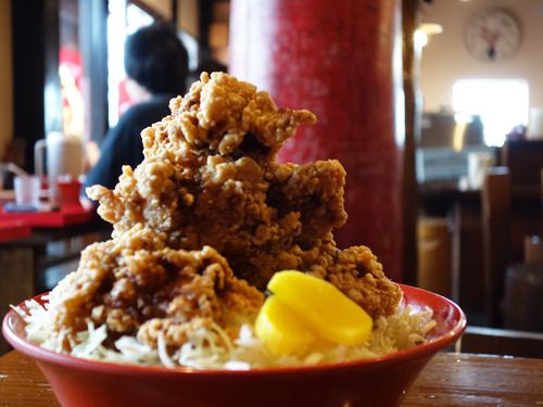 【福岡】名物のメガ唐揚げ丼&冷やしうどん♪@大和家