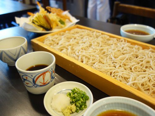 【福岡】人気老舗店の板そばと天盛り♪@多め勢 本店