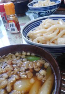 「メシ通」にうどん会が!その2・田中としひさのカネがないならうどんを打てばいいじゃないか!