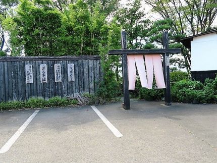 川辺 「月夜の童屋」 「とろろそば」に鍋焼き「肉うどん」
