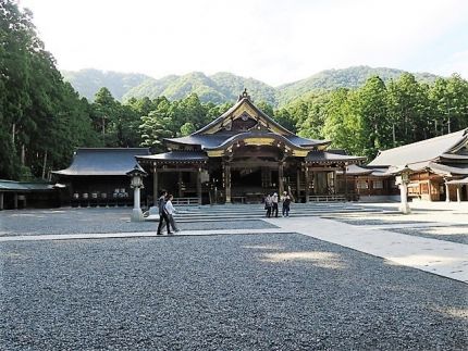 夏旅行Ⅱ 新潟小地谷 「角屋」 目からウロコ「へぎそば」旨さ