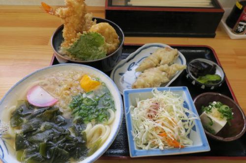 本手打うどん 空@樽井