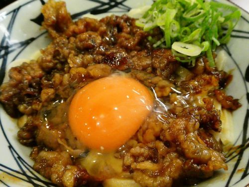 スーパームーンの日は牛すき釜玉うどん