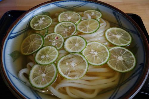 手打ちうどん まる泉 @ すだち冷かけ