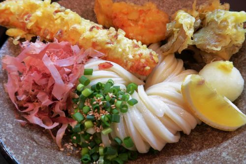 当店イチオシの「讃岐天ぶっかけ」がめっちゃ旨い! うどん馳走 山石土平 @ 長浜 青春18きっぷでうどん旅 二軒目 190302