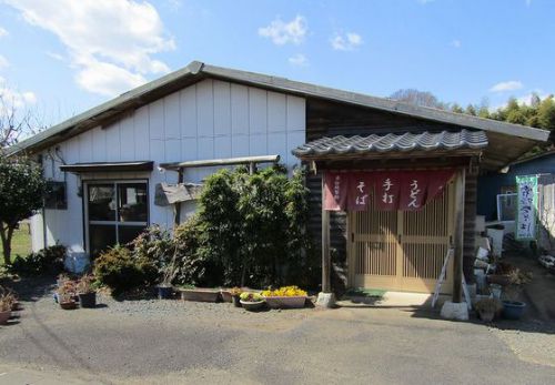 笠間市「すみよし」の極太&極細そば!