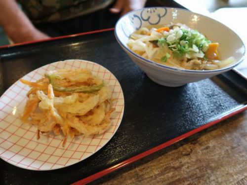 S本さんしっぽく ヨコクラうどん