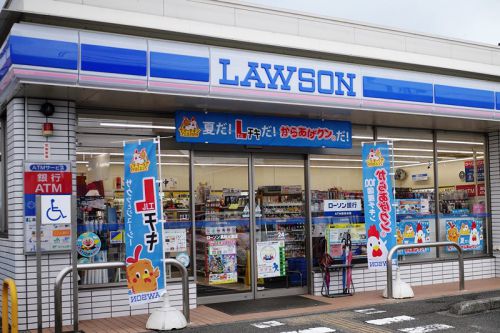 ローソンの「ひかり食堂監修 塩そば」四国限定買って帰った