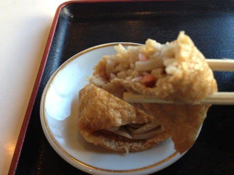 幸せなそばいなり