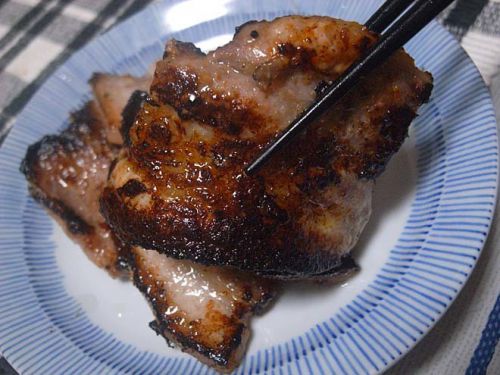 お家で、桑水流黒豚「からいもどん」 塩麹漬け!そのアブラで 日清焼そば~ 200312