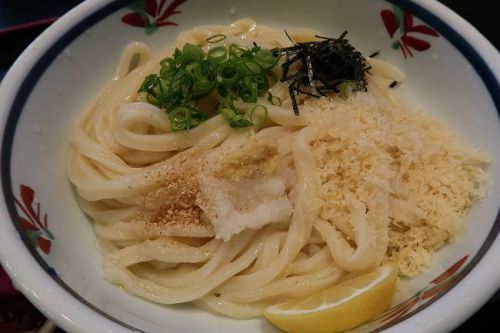 釜揚げうどん やしま 守口本店 @ お昼のランチメニューは、スーパーゴッサお得ですよ