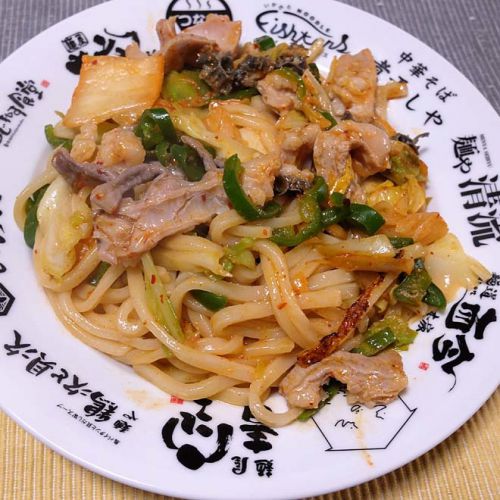 お家で、「三吉屋」国産ホルモン&カトキチさぬきうどん~ホルモンキムチ焼うどん☆ 200510