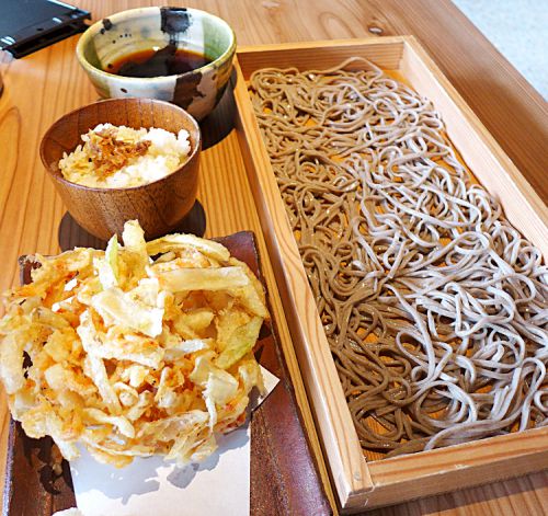 板蕎麦 香り家(かおりや)ランチは行列のできる人気ソバ店です(広島市中区大手町店、京橋店)