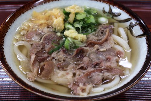 シャッターでポール朝一番はあつあつの肉うどん さぬきうどん むぎ @ 宇多津 自転車麺活一軒目 200402