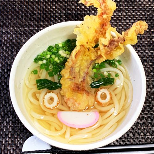 冷凍うどんであつあつかけうどん 5月10日の自宅で自作昼麺 @ 鷹合倶楽部 200510