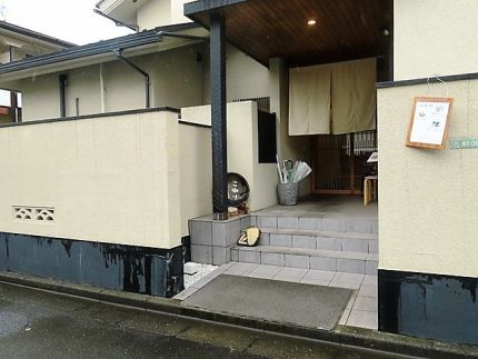 石神井台 「こねり庵」 雨の昼下がりにしっぽりと蕎麦