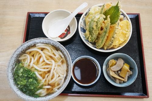 【佐賀】ボリューミーな天ぷらうどん♪@ひの木屋うどん