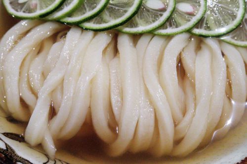 酢橘+肉+ぬるいうどん=? Udon Kyutaro @ 大阪市中央区久太郎町 200713