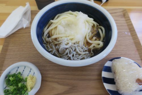 うどん しろおび@豊島家浦