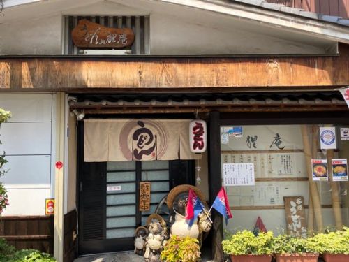 うどん處 狸庵 - ラグビーの街に根付く、老舗うどん屋さんのカレーうどん -