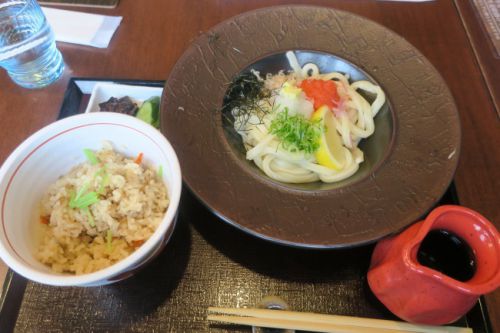 打ちたてうどん だし屋@東香里