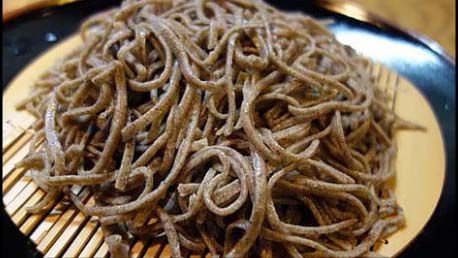 【北海道絶品グルメ】私が1000円を切る価格帯では全国ナンバー1だと思っている荒挽き蕎麦を大盛りで~活木庵(北海道紋別)