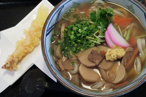 冬でも汗をかきそうな急坂を登り切ったそこには讃岐式麺類食堂があった。 手しごと讃岐うどん 讃々 @ 川西市緑台 210121