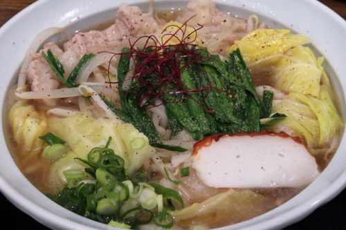 口は悪いが心優しき店主のお店で一人もつ鍋うどん うどん居酒屋 麦笑 @ 森ノ宮 210204