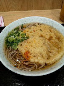 ロープライスの天ぷらそば