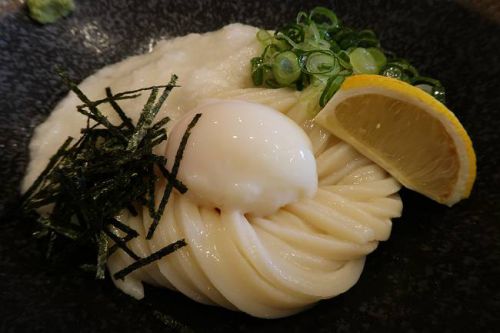 自家製麺 うどん 司 @ 温玉とろろ生醤油うどん