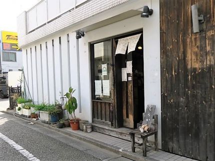 経堂 「しらかめ」 優しい空気の中で洗練された蕎麦「つけとろ」